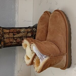 SHEARLING SHORT BOOTS WOMEN'S